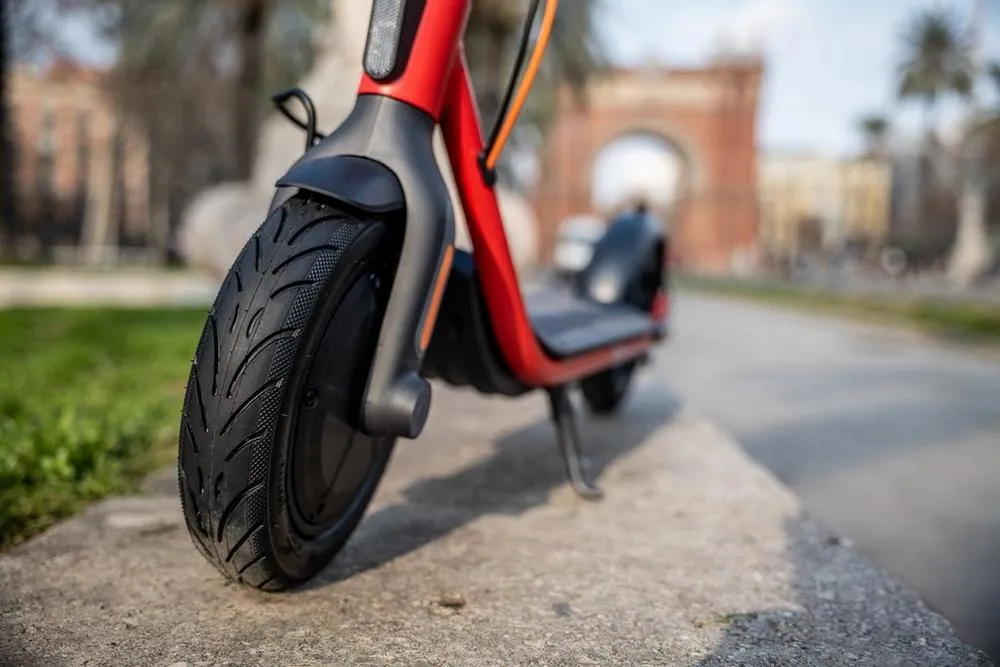 Segway Ninebot D28E Kickscooter - Orange